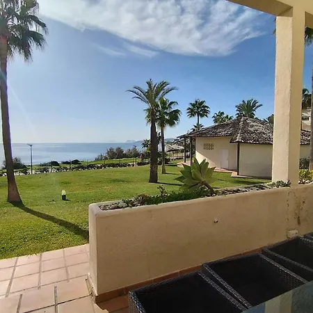 Mirador Bermuda Apartment Estepona